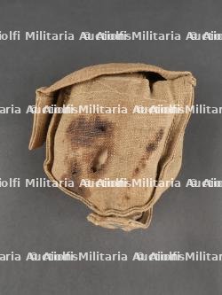 Pochette allemande en toile pour cartouche filtrante anti-gaz. German Canvas Pouch for Gas Mask Filter Cartridge — photo 2