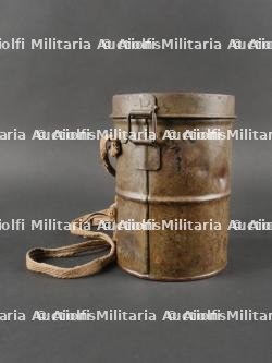 Masque anti-gaz allemand Lederschutzmaske avec boîtier nominatif. German Gas Mask Lederschutzmaske with Named Carrying Canister — miniature 4
