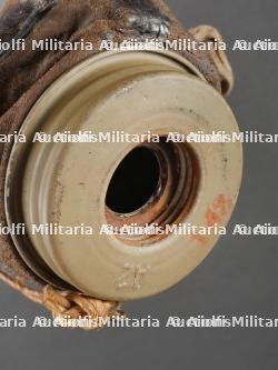 Masque anti-gaz allemand Lederschutzmaske avec boîtier nominatif. German Gas Mask Lederschutzmaske with Named Carrying Canister — miniature 10