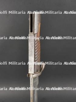 Lot de 2 baïonnettes allemandes 98-05 dont une à dents de scie. Lot of Two German 98/05 Bayonets, One Sawback Model — miniature 9