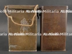 Lot de 2 boîtes pour masque anti-gaz M2. Set of Two French M2 Gas Mask Tins — photo 3