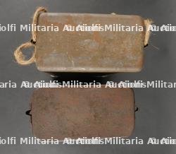 Lot de 2 boîtes pour masque anti-gaz M2. Set of Two French M2 Gas Mask Tins — photo 5