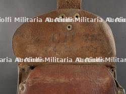 Brelage français cuir marron riveté. Brown Leather French Equipment Harness, Riveted Construction — photo 17