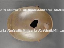 Casque allemand Stahlhelm M1916 avec impact. German M1916 Stahlhelm with Impact — photo 6