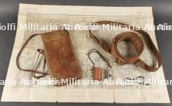 Ensemble d'équipements d'officier français dont rare porte sifflet au baudrier. French Officer’s Equipment Set with Rare Whistle Lanyard