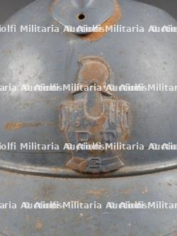Casque Adrian avec impact et pipe du sous-lieutenant Paul Delsarte du 4e Génie tombé à Verdun. Adrian Helmet with Impact and Pipe of Second Lieutenant Paul Delsarte, 4th Engineers, Fallen at Verdun — photo 5