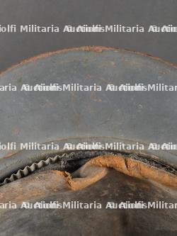 Casque Adrian avec impact et pipe du sous-lieutenant Paul Delsarte du 4e Génie tombé à Verdun. Adrian Helmet with Impact and Pipe of Second Lieutenant Paul Delsarte, 4th Engineers, Fallen at Verdun — photo 15