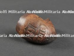 Casque Adrian avec impact et pipe du sous-lieutenant Paul Delsarte du 4e Génie tombé à Verdun. Adrian Helmet with Impact and Pipe of Second Lieutenant Paul Delsarte, 4th Engineers, Fallen at Verdun — miniature 19