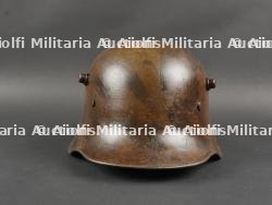 Casque allemand Stahlhelm M1918 camouflé. German M1918 Camouflaged Stahlhelm — miniature 3
