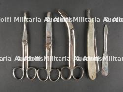 Trousse d'infirmier français et brassard croix rouge. French Medic’s Kit and Red Cross Armband — miniature 6