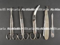 Trousse d'infirmier français et brassard croix rouge. French Medic’s Kit and Red Cross Armband — photo 7