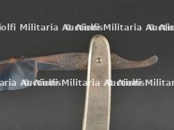 Trousse d'infirmier français et brassard croix rouge. French Medic’s Kit and Red Cross Armband — photo 8