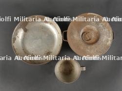 Lot d'équipement français dont musette du 6e d'infanterie coloniale. Lot of French Equipment including Colonial Infantry 6th Regiment Bag — photo 14