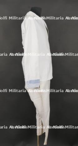 Ensemble de vêtements de marin français. Set of French Navy Uniforms — miniature 12