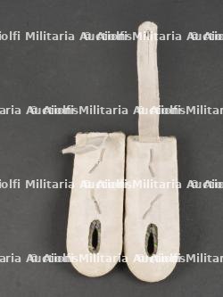 Paire de pattes d'épaule d'un Hauptmann saxon. Pair of Saxon Officer’s Shoulder Boards (Hauptmann) — photo 3