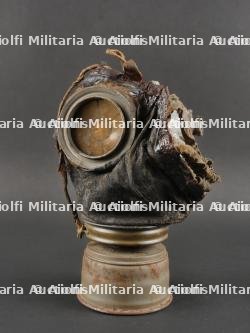 Masque anti-gaz allemand Lederschutzmaske avec boîtier nominatif et régimenté. German Gas Mask Lederschutzmaske with Named and Regimentally Marked Canister — miniature 11