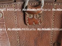 Paire de cartouchières allemandes d'infanterie M1909 dont une bavaroise. Pair of German Infantry Ammunition Pouches Model 1909, One Bavarian — miniature 4