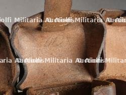 Paire de cartouchières allemandes d'infanterie M1909 dont une bavaroise. Pair of German Infantry Ammunition Pouches Model 1909, One Bavarian — miniature 7