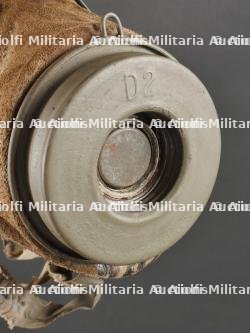 Masque anti-gaz allemand Lederschutzmaske avec filtre anti-arsine dans un superbe boîtier. German Gas Mask Lederschutzmaske with Arsine Filter in Superb Canister — miniature 17
