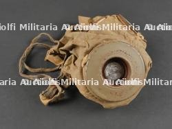 Masque anti-gaz allemand Gummimaske dans son boîtier. German Gas Mask Gummimaske with Canister — miniature 11