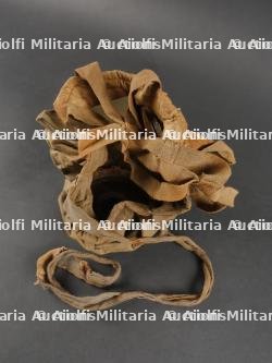 Masque anti-gaz allemand Gummimaske dans son boîtier. German Gas Mask Gummimaske with Canister — photo 12