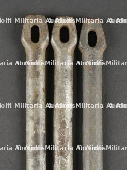 Piquets de tente avec leur housse en toile feldgrau. German Tent Pegs with Field-Grey Canvas Cover — photo 10