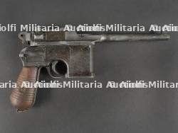 Réplique de pistolet automatique C96 Mauser. Replica of C96 Mauser Automatic Pistol