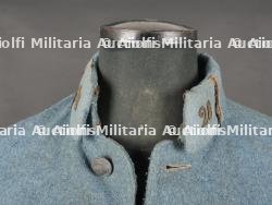 Tunique bleu horizon d'un sous-lieutenant du 28e RI. Blue Horizon Tunic, Second Lieutenant, 28th Infantry Regiment — photo 4