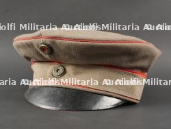 Schirmmütze M1910 feldgrau d'officier Prussien avec bande de camouflage. Prussian Officer’s Schirmmütze M1910, Field-Grey with Camouflage Band — photo 1
