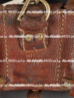 Paire de cartouchière M1909 troupes à pied. Pair of Model 1909 Ammunition Pouches, Dismounted Troops — miniature 4