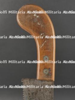 Scie et serpe françaises dans leurs étuis. French Saw and Billhook with Scabbards — miniature 16