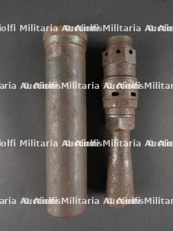 Cache flamme de MG08 dans son container. MG08 Flash Hider with Container — photo 1