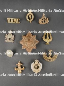 Lot d'insignes anglais et empire britannique. Lot of British and Empire Insignia