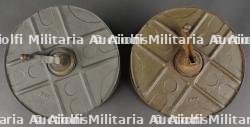 Paire de tambours de MG08-15 dans leur caisse. Pair of MG08/15 Drum Magazines with Carrying Crate — miniature 19