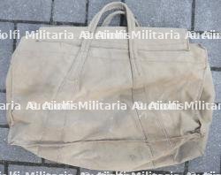 Valise B4 du LT Richard Minton. B4 suitcase of Lieutenant Richard Minton — miniature 12
