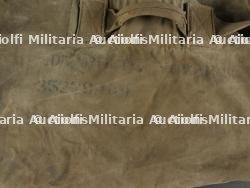 Sac de paquetage duffle bag nominatif. Named duffle bag from the 121st Cavalry Reco, KIA, Purple Heart. — miniature 8