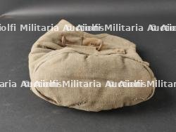 Gourdes de parachutiste US. US paratrooper canteens — miniature 4