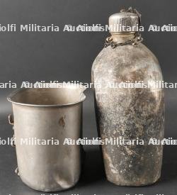 Gourdes de parachutiste US. US paratrooper canteens — miniature 9