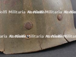 Lot Liner de casque parachutiste US avec laundry, liner casque USM1 et quart nominatifs. Lot of US paratrooper helmet liner with laundry number, USM1 liner and named mess kit cup — miniature 10