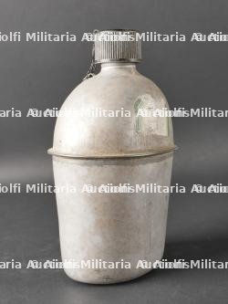 Gourde de parachutiste US. US paratrooper canteen — miniature 11