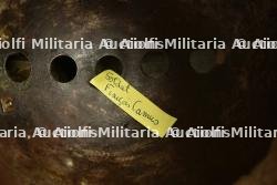 Casque modèle 1913 du 4e hussards avec pipe artisanale, provenance Loos en Gohelle. M1913 helmet of the 4th Hussars with handmade pipe from Loos-en-Gohelle. — miniature 3