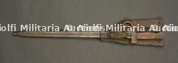 Baïonnette Berthier M1892 avec son porte fourreau. Berthier M1892 bayonet with scabbard frog. — photo 1