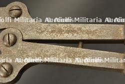 Scie, serpe et pince françaises. French saw, billhook and pliers. — photo 4