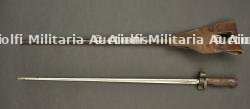 Epée baïonnette Lebel 1886 à poignée fer anodisé son porte fourreau. Lebel M1886 sword bayonet with anodized iron grip and scabbard frog. — miniature 3