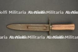 Poignard de combat francais Le Vengeur marquage 31 Besset Thiers. French Le Vengeur fighting knife marked 31 Besset Thiers. — photo 1