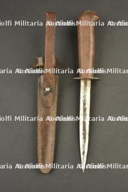 Poignard de tranchée français type Coutrot numéro 6. French Coutrot type No. 6 trench dagger. — miniature 3
