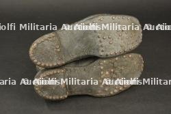 Paire de brodequins de repos du 171e de Ligne. Pair of French resting boots of the 171st Infantry Regiment. — photo 5