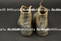 Paire de brodequins de repos du 171e de Ligne. Pair of French resting boots of the 171st Infantry Regiment. — miniature 6