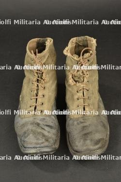 Paire de brodequins de repos du 171e de Ligne. Pair of French resting boots of the 171st Infantry Regiment. — photo 7