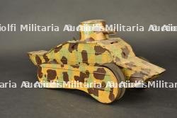 Jouet en tôle Char FT17 de Charles Rollet Charles Rollet FT17 tank tinplate toy. — photo 1